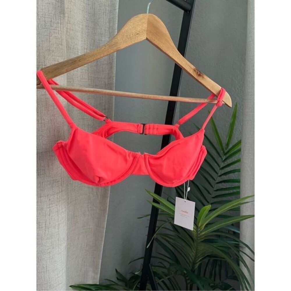 Andie Bikini Swimsuit Top Neon Coral Pink Medium Girly‎